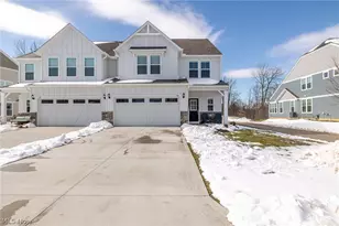 168 Lake Balaton Dr, Orange, OH 44128 - Photo 2