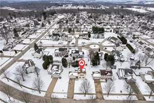 695 Hillcrest Dr, Wadsworth, OH 44281 - Photo 2