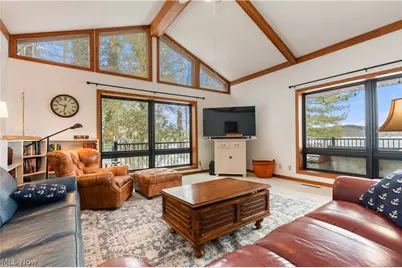 9707 Lakewood Drive NE, Mineral City, OH 44656 - Photo 6