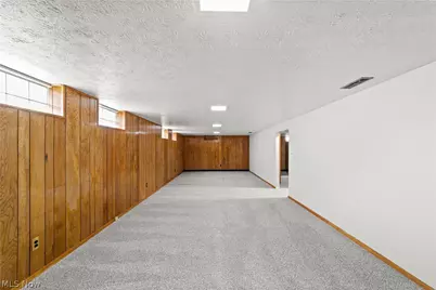 11412 Hempstead Road, Loveland, OH 44125 - Photo 26