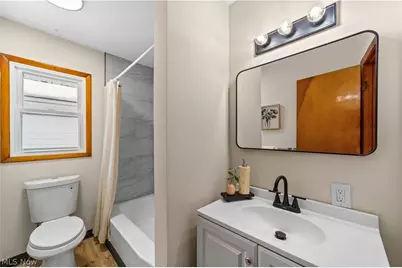 11412 Hempstead Road, Loveland, OH 44125 - Photo 16