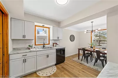 11412 Hempstead Road, Loveland, OH 44125 - Photo 12