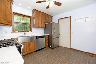 2874 Melrose Dr, Wooster, OH 44691 - Photo 4