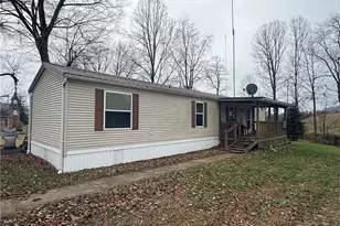 520 Greene St, Newport, OH 45768 - Photo 2