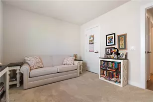 1011 Sunrise Wy, Akron, OH 44312 - Photo 24