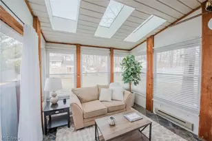 920 Howard St, Elyria, OH 44035 - Photo 8