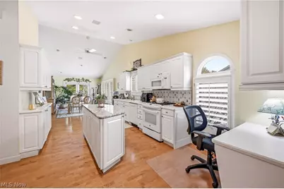 3665 Mercedes Place, Canfield, OH 44406 - Photo 8