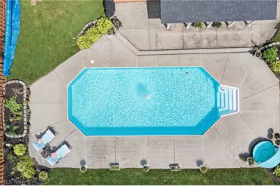 8412 Windsor Way, Grandview Heights, OH 44147 - Photo 6