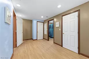 8412 Windsor Way, Grandview Heights, OH 44147 - Photo 46