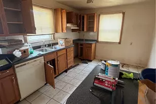 55060 National Rd, Bridgeport, OH 43912 - Photo 6