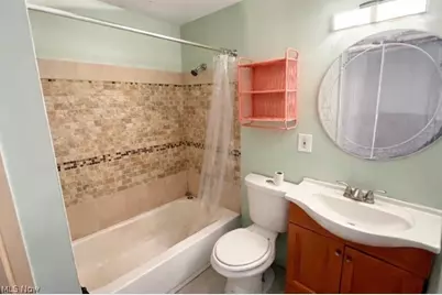 3645 Prospect Avenue E #H, Loveland, OH 44115 - Photo 4