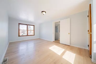 20900 Priday Avenue, Euclid, OH 44123 - Photo 16