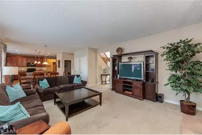 9062 Franklin Drive, North Ridgeville, OH 44039 - Photo 10