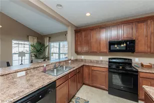 9062 Franklin Dr, North Ridgeville, OH 44039 - Photo 18