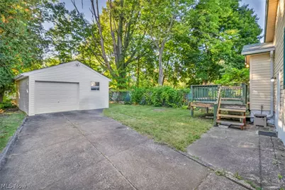 852 Storer Avenue, Akron, OH 44320 - Photo 24