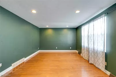 2684 McDowell Street NE, Canton, OH 44721 - Photo 6