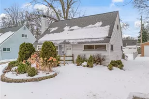 1912 Hanover St, Cuyahoga Falls, OH 44221 - Photo 2