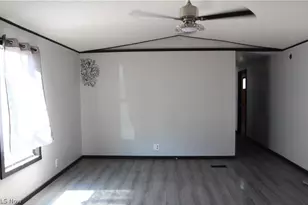 6000 Beth Ave SW, Canton, OH 44706 - Photo 8