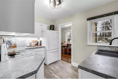 2226 Quayle Drive, Akron, OH 44312 - Photo 6