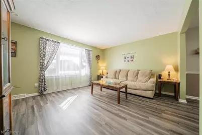 370 Lear Road, Avon Lake, OH 44012 - Photo 6