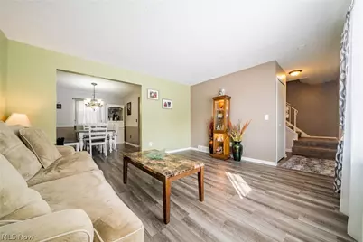 370 Lear Road, Avon Lake, OH 44012 - Photo 8