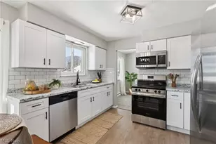 1632 Scarborough Dr, Brunswick, OH 44212 - Photo 10