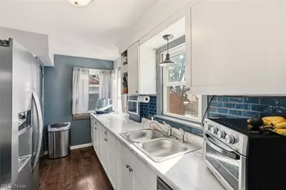 298 E Ford Avenue, Barberton, OH 44203 - Photo 16