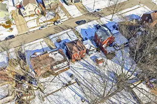 298 E Ford Ave, Barberton, OH 44203 - Photo 40