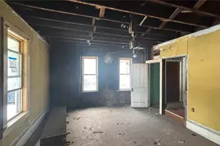 756 Brown St, Akron, OH 44311 - Photo 6