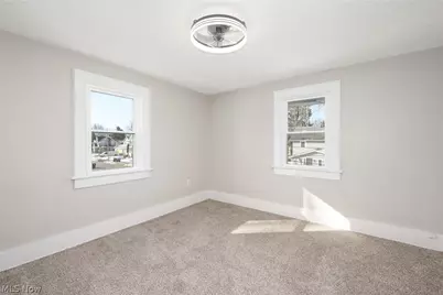 957 Mercer Avenue, Akron, OH 44320 - Photo 18