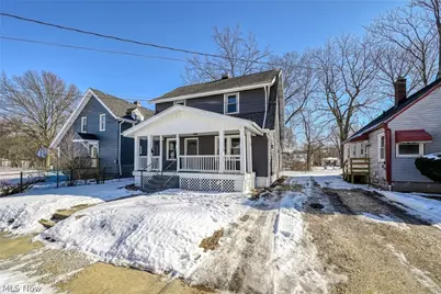 957 Mercer Avenue, Akron, OH 44320 - Photo 2