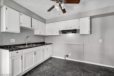 18526 Underwood Avenue, Loveland, OH 44119 - Photo 18