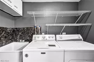 18526 Underwood Ave, Loveland, OH 44119 - Photo 40