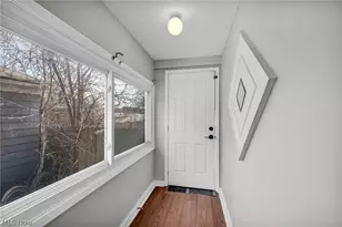 18526 Underwood Ave, Loveland, OH 44119 - Photo 8