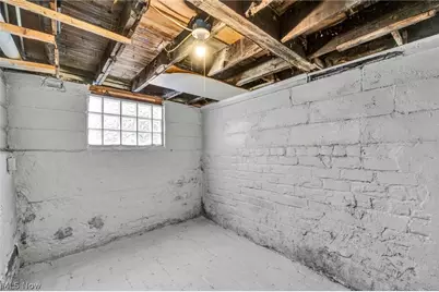 18526 Underwood Avenue, Loveland, OH 44119 - Photo 46