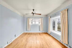 7181 York Rd, Parma, OH 44130 - Photo 14