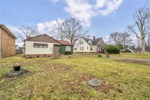 7181 York Rd, Parma, OH 44130 - Photo 4
