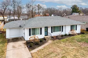 3702 Osborn Dr, Sandusky, OH 44870 - Photo 2