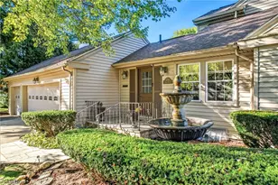 4250 Oak Knoll Dr, Boardman, OH 44512 - Photo 2