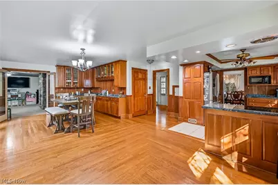 4250 Oak Knoll Drive, Boardman, OH 44512 - Photo 4