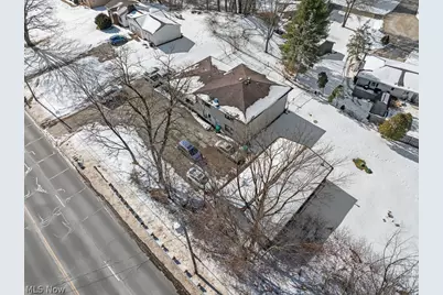 12445 Cleveland Avenue NW, Uniontown, OH 44685 - Photo 40