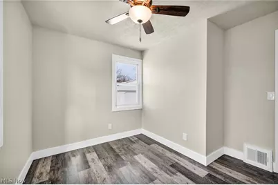 20261 Fuller Avenue, Euclid, OH 44123 - Photo 38