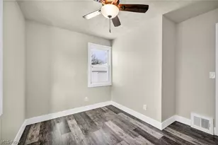 20261 Fuller Ave, Euclid, OH 44123 - Photo 38