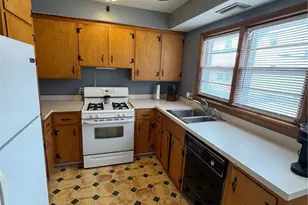 3828 Lake Rd W, Ashtabula, OH 44004 - Photo 22