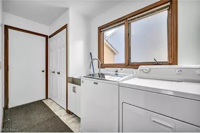 6337 Woodhawk Drive, Loveland, OH 44124 - Photo 6