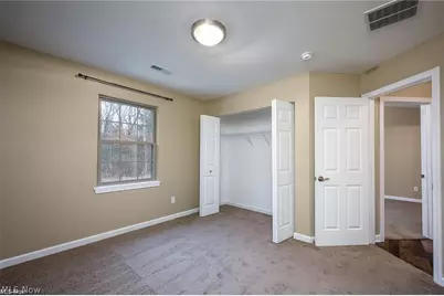 36 Hawks Landing #36, Cortland, OH 44410 - Photo 16