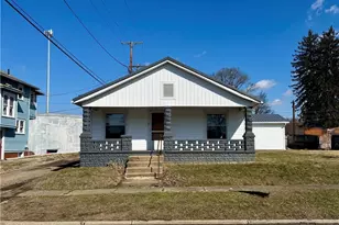 222 Sycamore St, Coshocton, OH 43812 - Photo 1