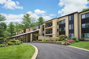 1006 Bunker Dr, Fairlawn, OH 44333 - Photo 1