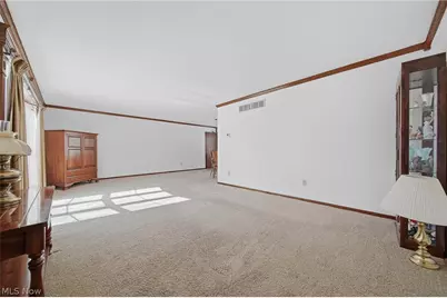 687 Lockwood Road, Barberton, OH 44203 - Photo 4