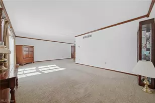 687 Lockwood Rd, Barberton, OH 44203 - Photo 4